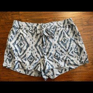 Loft - Lou & Grey shorts - Size S